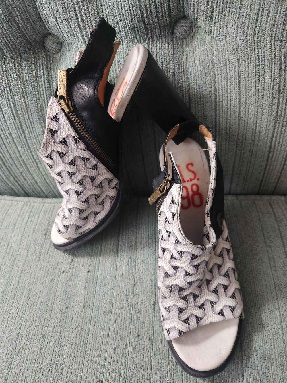 A.S.98 Black and White Woven Slingback Heels
